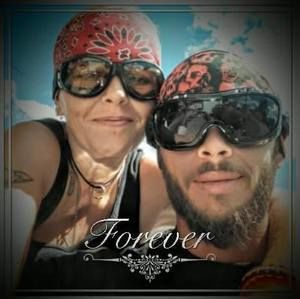 Meet your Posher, Gloria